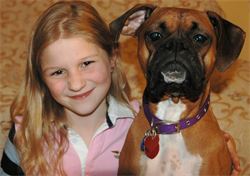 Bella,pictured with her loving big sister Kaylee